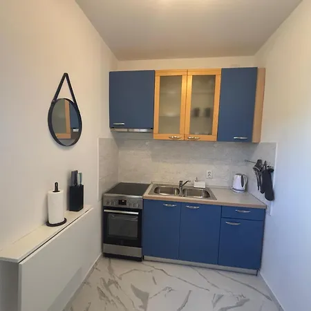 Nino Apartman
